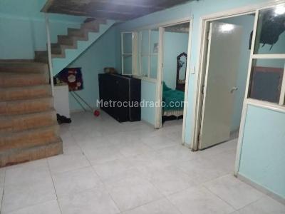 Casa de 5 alcobas en venta en Bellavista Sur, Bogotá, 319 m² · foto 12 de 20