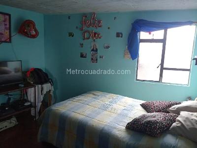Casa de 5 alcobas en venta en Bellavista Sur, Bogotá, 319 m² · foto 13 de 20