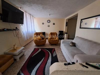 Casa de 5 alcobas en venta en Quiroga, Bogotá, 200 m² · foto 8 de 20