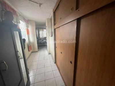 Casa de 5 alcobas en venta en Quiroga, Bogotá, 200 m² · foto 17 de 20