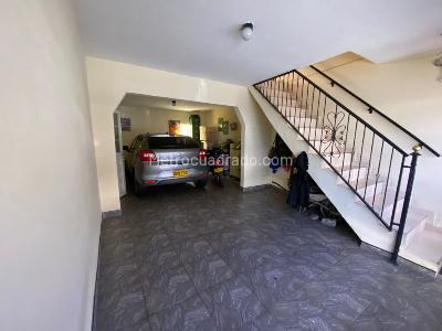 Casa de 5 alcobas en venta en La Victoria, Bogotá, 480 m² · foto 6 de 20