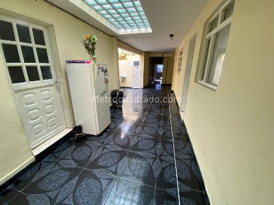 Casa de 5 alcobas en venta en La Victoria, Bogotá, 480 m² · foto 8 de 20