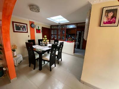 Casa de 5 alcobas en venta en La Victoria, Bogotá, 480 m² · foto 18 de 20