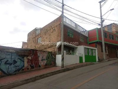 Casa de 5 alcobas en venta en La Resurreccion, Bogotá, 143 m² · foto 3 de 20