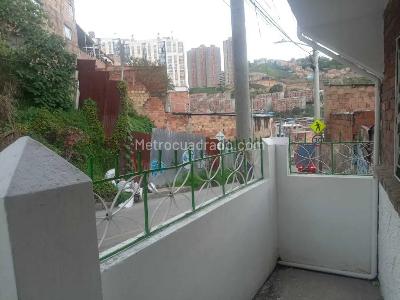 Casa de 5 alcobas en venta en La Resurreccion, Bogotá, 143 m² · foto 4 de 20