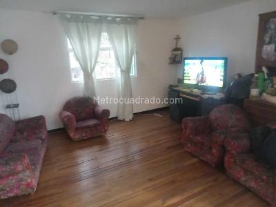 Casa de 5 alcobas en venta en La Resurreccion, Bogotá, 143 m² · foto 18 de 20