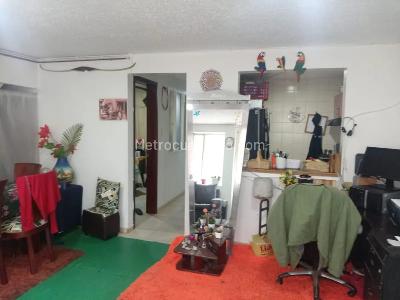 Casa de 5 alcobas en venta en Villa Nelly, Bogotá, 210 m² · foto 5 de 10