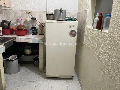 Casa de 5 alcobas en venta en San Miguel, Bogotá, 300 m² · foto 4 de 16