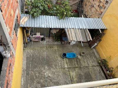 Casa de 5 alcobas en venta en San Miguel, Bogotá, 300 m² · foto 16 de 16