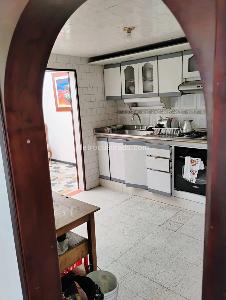 Casa de 5 alcobas en venta en San Jose Obrero, Bogotá, 384 m² · foto 10 de 17