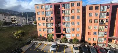Apartamento de 3 alcobas en venta en Bochica, Bogotá, 42 m² · foto 2 de 20
