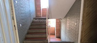 Apartamento de 3 alcobas en venta en Bochica, Bogotá, 42 m² · foto 16 de 20