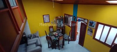 Casa de 5 alcobas en venta en El Vergel, Bogotá, 220 m² · foto 4 de 20