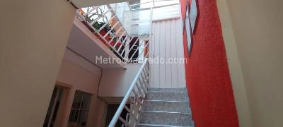 Casa de 5 alcobas en venta en El Vergel, Bogotá, 220 m² · foto 8 de 20