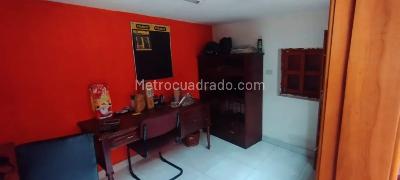 Casa de 5 alcobas en venta en El Vergel, Bogotá, 220 m² · foto 9 de 20