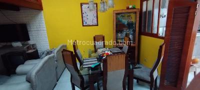Casa de 5 alcobas en venta en El Vergel, Bogotá, 220 m² · foto 15 de 20