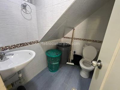 Casa de 5 alcobas en venta en Gustavo Restrepo, Bogotá, 478 m² · foto 9 de 20