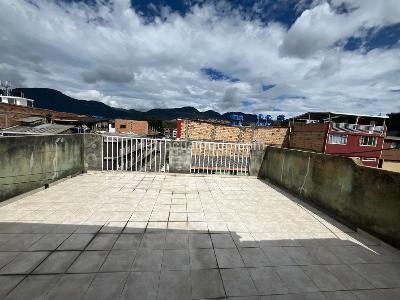 Casa de 5 alcobas en venta en Gustavo Restrepo, Bogotá, 478 m² · foto 10 de 20