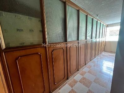 Casa de 5 alcobas en venta en Gustavo Restrepo, Bogotá, 478 m² · foto 12 de 20