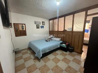 Casa de 5 alcobas en venta en Gustavo Restrepo, Bogotá, 478 m² · foto 13 de 20