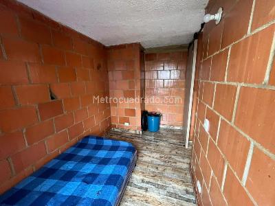 Apartamento de 3 alcobas en venta en Compartir Sector 2, Soacha, 41 m² · foto 10 de 13