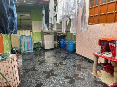 Casa de 5 alcobas en venta en Libertador, Bogotá, 430 m² · foto 10 de 19