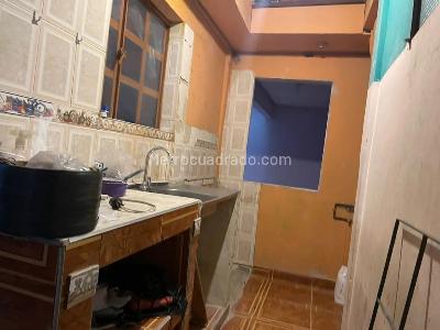 Casa de 5 alcobas en venta en Libertador, Bogotá, 430 m² · foto 15 de 19