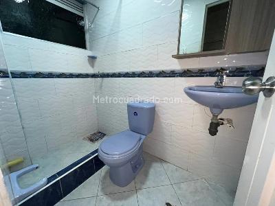Casa de 5 alcobas en venta en Santa Lucia, Bogotá, 450 m² · foto 12 de 13