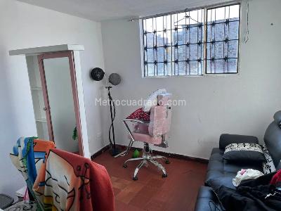 Casa de 5 alcobas en venta en 20 De Julio, Bogotá · foto 9 de 18