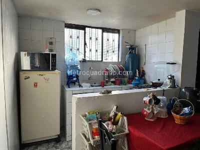 Casa de 5 alcobas en venta en 20 De Julio, Bogotá · foto 10 de 18