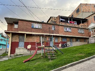 Casa de 5 alcobas en venta en Atenas, Bogotá, 320 m² · foto 3 de 17