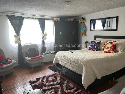 Casa de 5 alcobas en venta en Atenas, Bogotá, 320 m² · foto 4 de 17