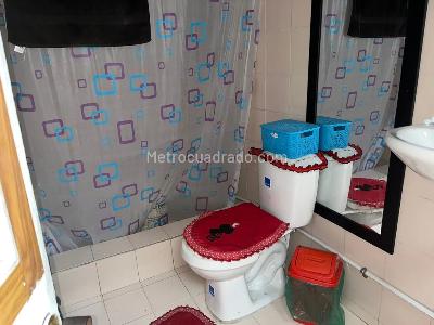 Casa de 5 alcobas en venta en Atenas, Bogotá, 320 m² · foto 10 de 17