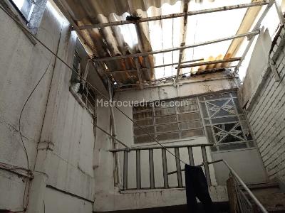 Casa de 5 alcobas en venta en San Antonio, Bogotá, 310 m² · foto 6 de 10
