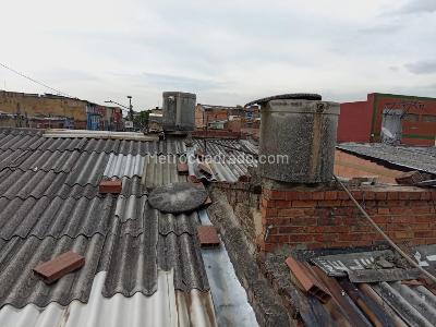 Casa de 5 alcobas en venta en San Antonio, Bogotá, 310 m² · foto 10 de 10