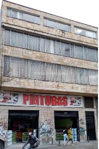 Casa de 5 alcobas en venta en Santa Lucia, Bogotá, 622 m² · foto 2 de 14