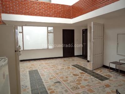 Casa de 5 alcobas en venta en Santa Lucia, Bogotá, 622 m² · foto 6 de 14