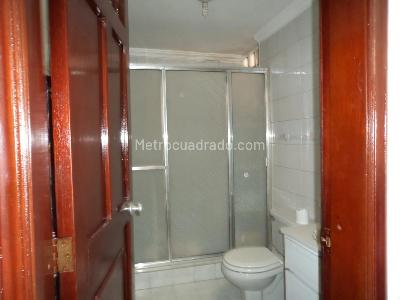 Casa de 5 alcobas en venta en Santa Lucia, Bogotá, 622 m² · foto 7 de 14