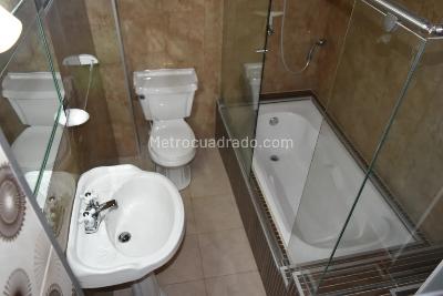 Casa de 5 alcobas en venta en Centenario, Bogotá, 224 m² · foto 8 de 20