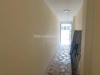 Casa de 5 alcobas en venta en La Pena, Bogotá, 144 m² · foto 3 de 16