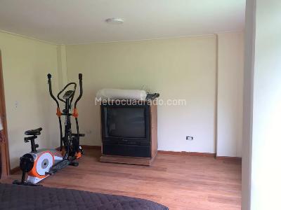 Casa de 5 alcobas en venta en La Pena, Bogotá, 144 m² · foto 9 de 16