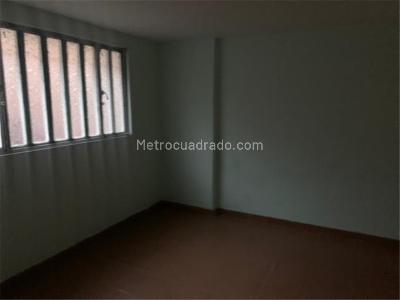 Casa de 5 alcobas en venta en San Benito, Bogotá, 284 m² · foto 5 de 20