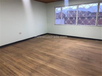 Casa de 5 alcobas en venta en San Benito, Bogotá, 284 m² · foto 20 de 20