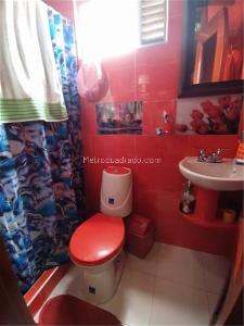 Casa de 5 alcobas en venta en Santa Librada, Bogotá, 400 m² · foto 5 de 14