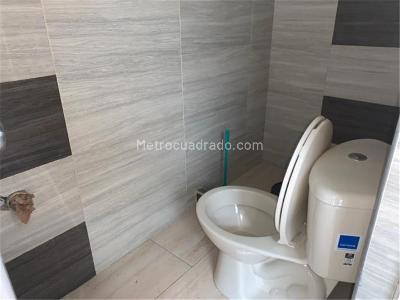 Casa en venta en Las Guacamayas, Bogotá · foto 8 de 14