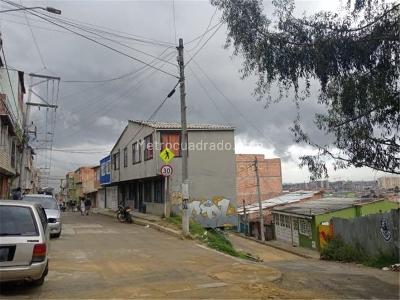 Casa en venta en Perdomo Alto, Bogotá · foto 2 de 20