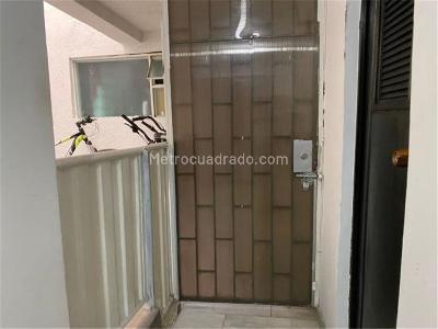 Casa en venta en Engativa, Bogotá · foto 6 de 19