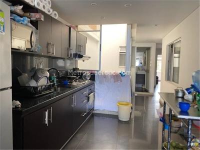 Casa en venta en Engativa, Bogotá · foto 10 de 19