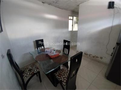 Casa de 5 alcobas en venta en La Andrea, Bogotá, 477 m² · foto 6 de 16