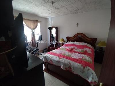 Casa de 5 alcobas en venta en La Andrea, Bogotá, 477 m² · foto 10 de 16